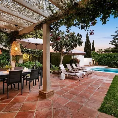 Buganvilla Villa *
